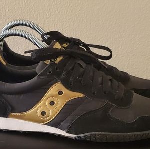 Saucony Bullet Running Shoes Black Gold Womens Size 9